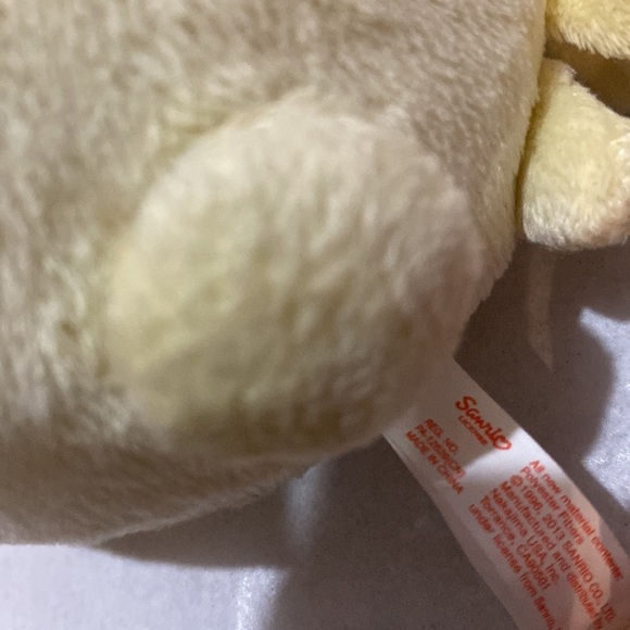 Sanrio Pomuponupurin the yellow dog plush 5x5” Baby rattle toy. - Picture 5 of 5